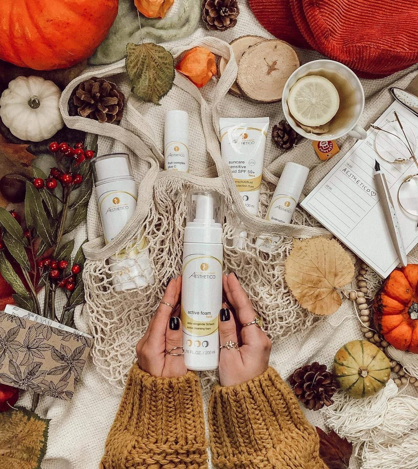 Titelseite 3 Titelseite -Hautpflege Geschaft 91A8 LOQo8L. SL1500